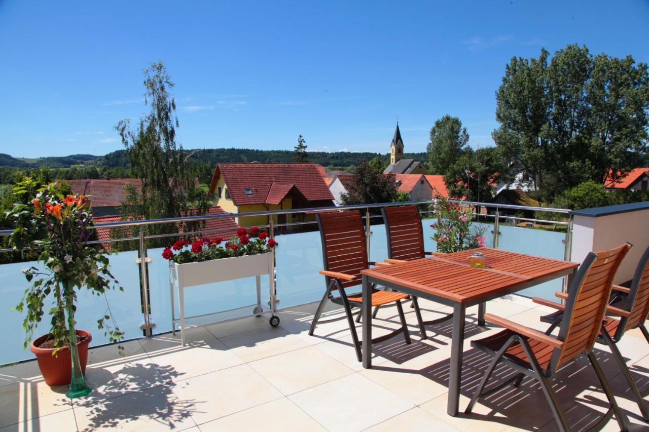 Hotel & Fruehstueckspension Raabtal Feldbach  Exterior foto